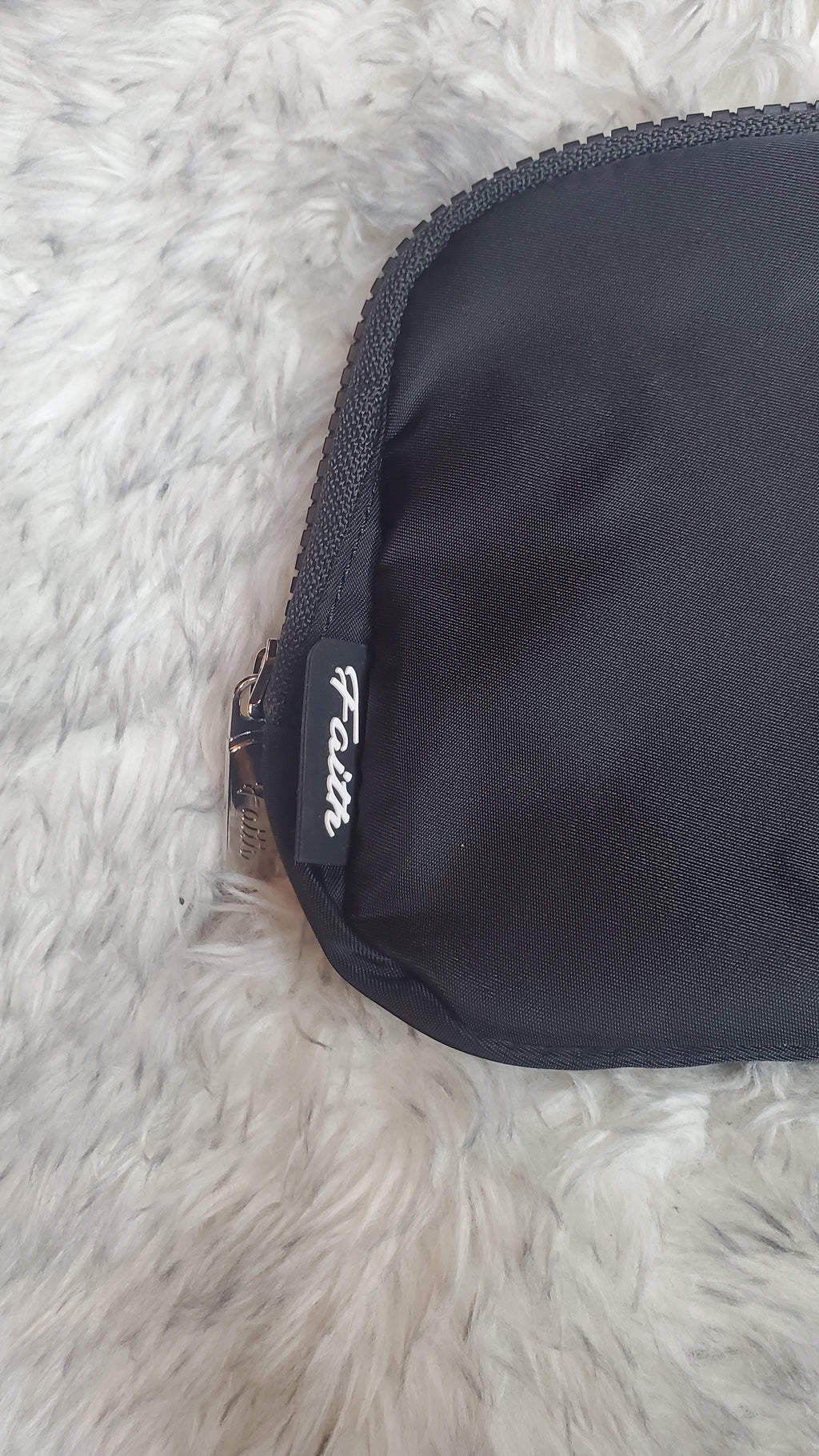 1L Faith Black Everywhere Belt Bag Crossbody Bag Women's Men's